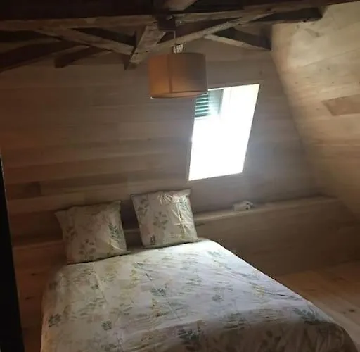 La Maison De Laz , Maison De Caractere Entierement Renovee 2022 بيت للعطل Saint-Pierre-Toirac